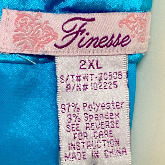 FINESSE Women’s Sleeveless Top Blouse Sky Blue Size 2XL - Picture 3 of 6